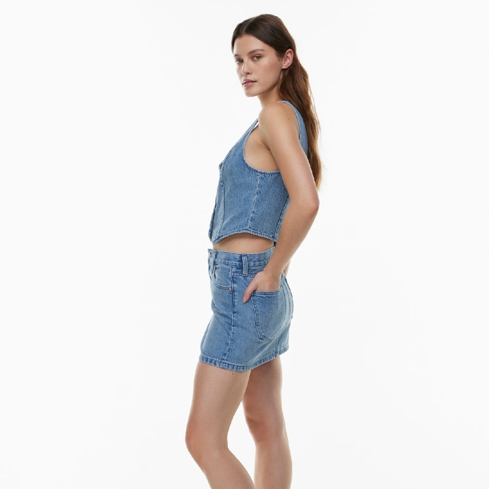 Aritzia Denim Forum The 90’s Mia Denim Vest - Picture 3 of 10